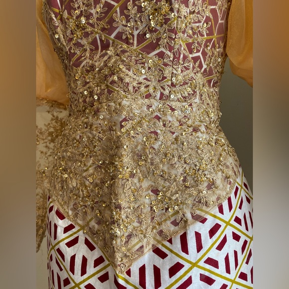 Queen of the Ball Handmade Evening Gown - Picture 5 of 12